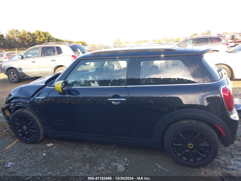 VIN WMW13DJ06P2T81771 2023 Mini Se Hardtop, Cooper no.14