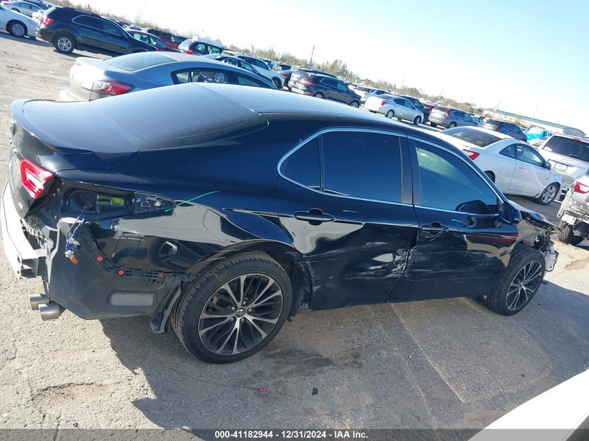 2018 TOYOTA CAMRY VIN: 4T1B11HK5JU098160