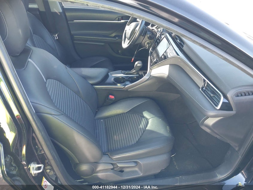 2018 TOYOTA CAMRY VIN: 4T1B11HK5JU098160