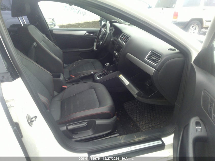 2012 VOLKSWAGEN JETTA VIN: 3VW4A7AJXCM089895