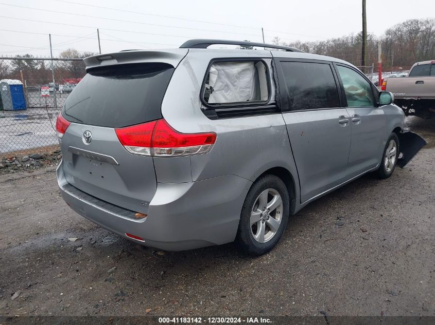 VIN 5TDKK3DCXES422936 2014 TOYOTA SIENNA no.4