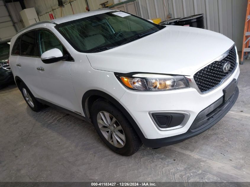 VIN 5XYPGDA50HG333333 2017 KIA SORENTO no.1