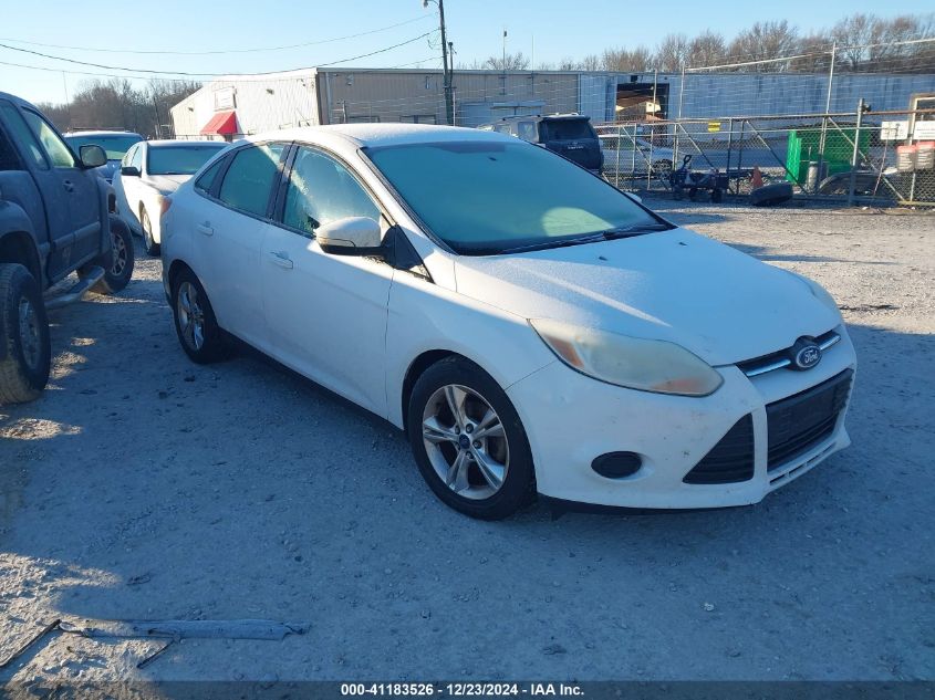 VIN 1FADP3F24EL282906 2014 FORD FOCUS no.1