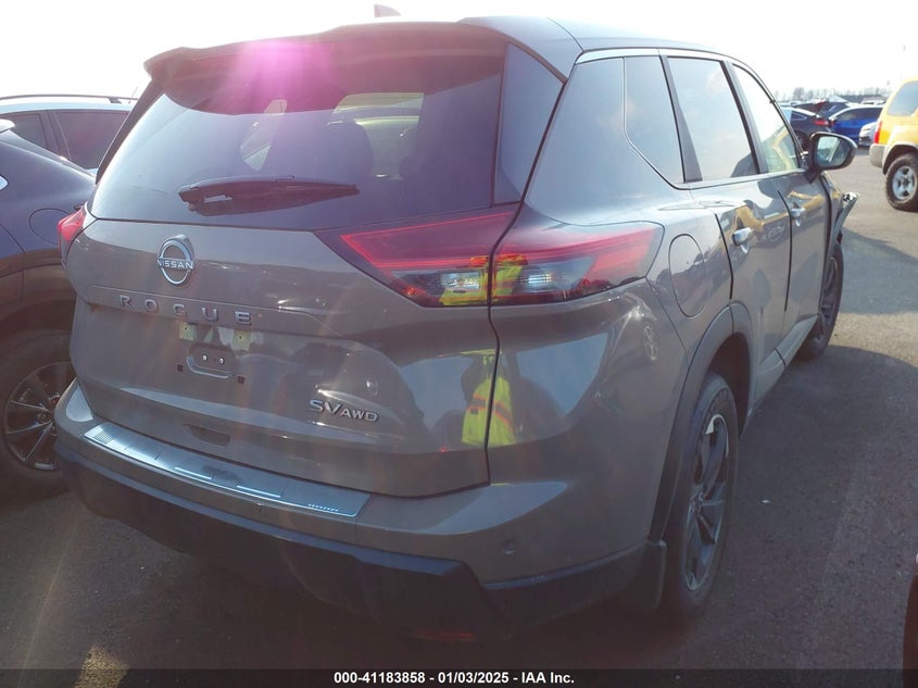 Vin: jn8bt3bb7rw447617, lot: 41674150, nissan rogue sv intelligent awd 20244