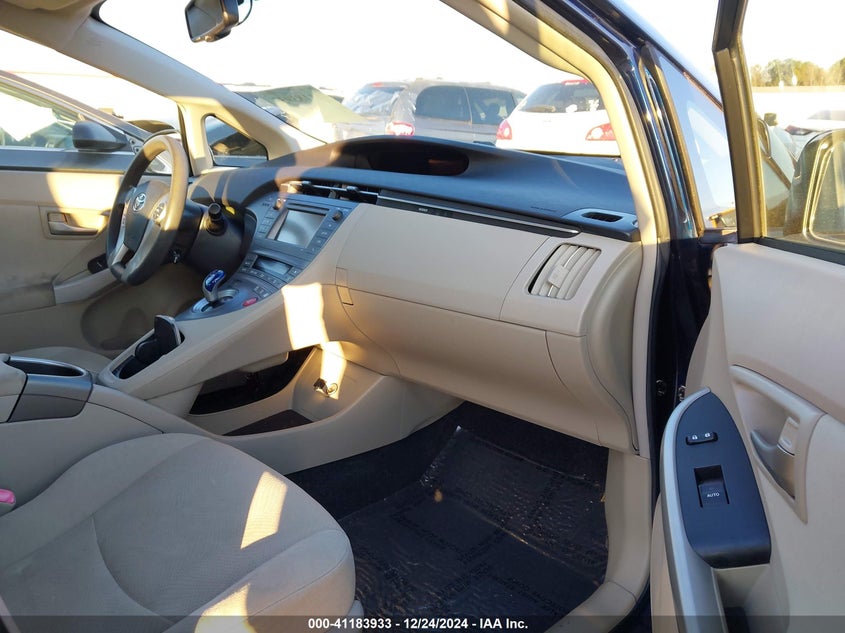 2012 TOYOTA PRIUS VIN: JTDKN3DUXC1527017
