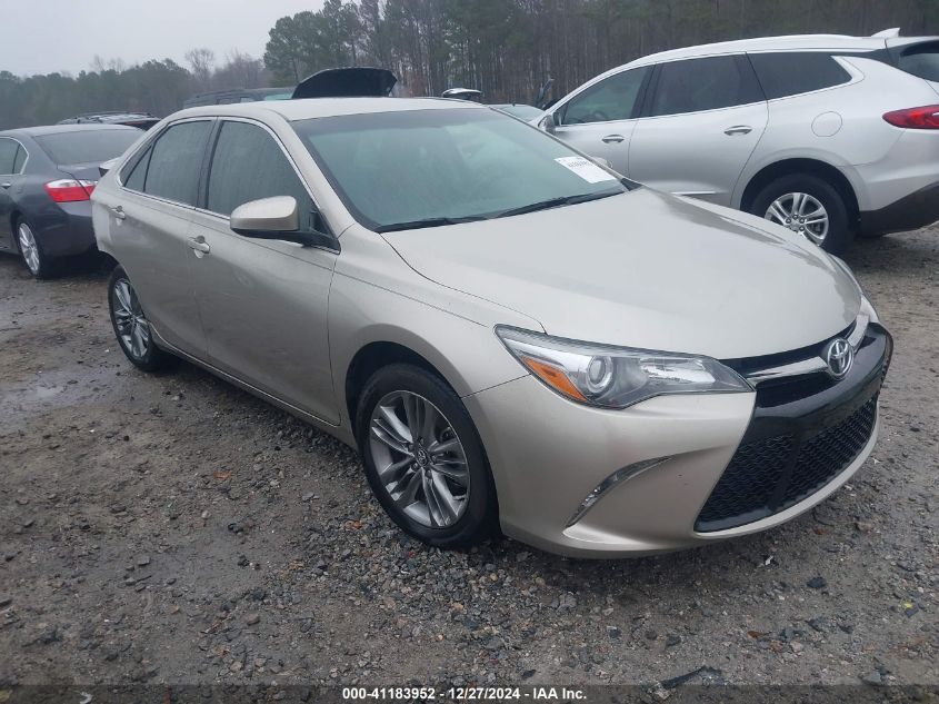 VIN 4T1BF1FK7GU240389 2016 Toyota Camry, SE no.1