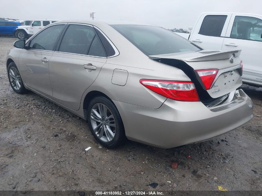 VIN 4T1BF1FK7GU240389 2016 Toyota Camry, SE no.3