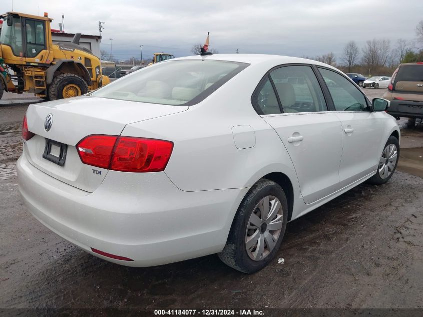 VIN 3VW3L7AJ1EM425801 2014 VOLKSWAGEN JETTA no.4