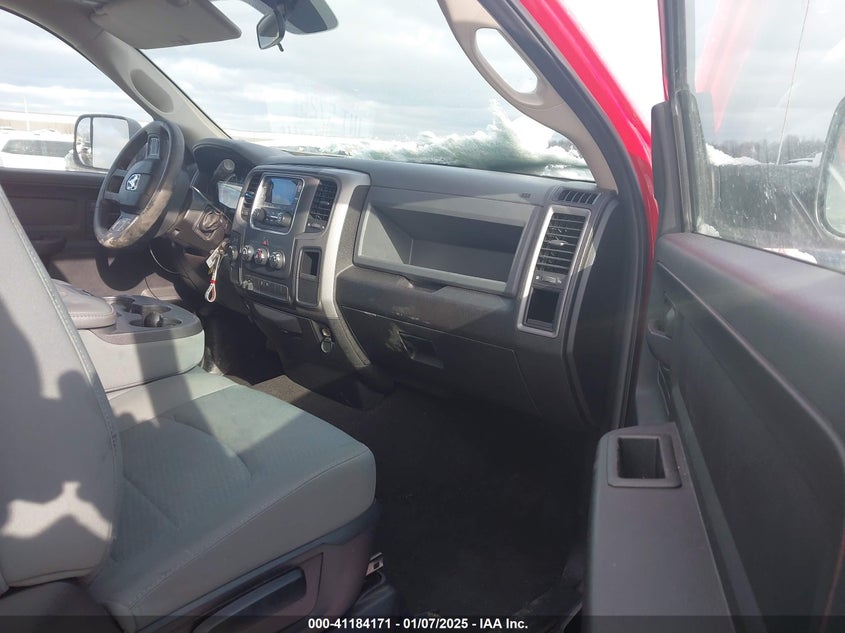 2014 RAM 1500 VIN: 3C6JR7AT5EG139143