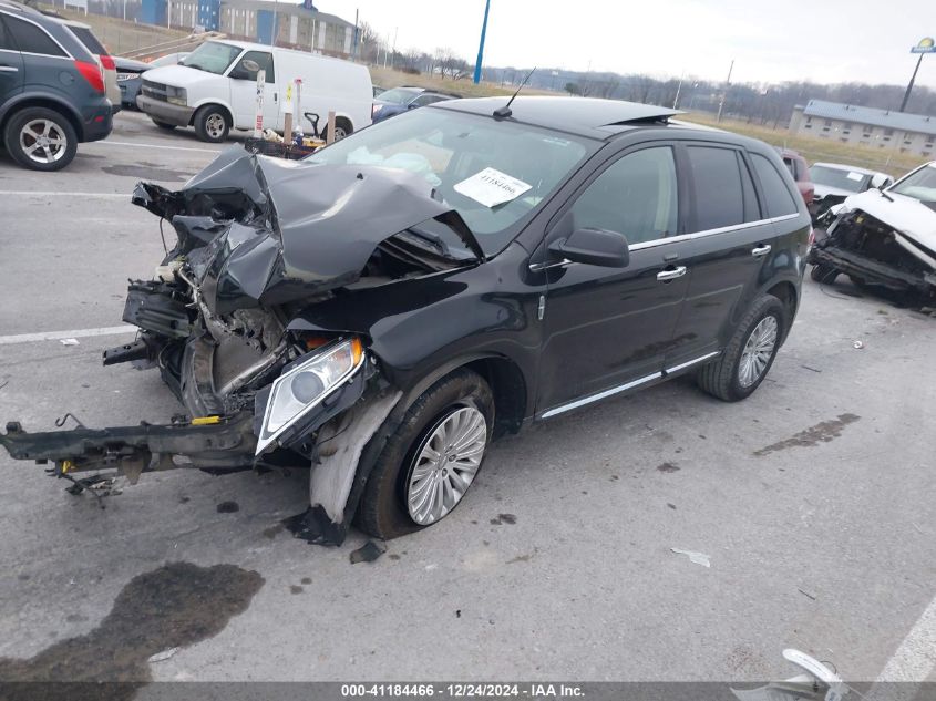 VIN 2LMDJ6JK5DBL15379 2013 LINCOLN MKX no.2