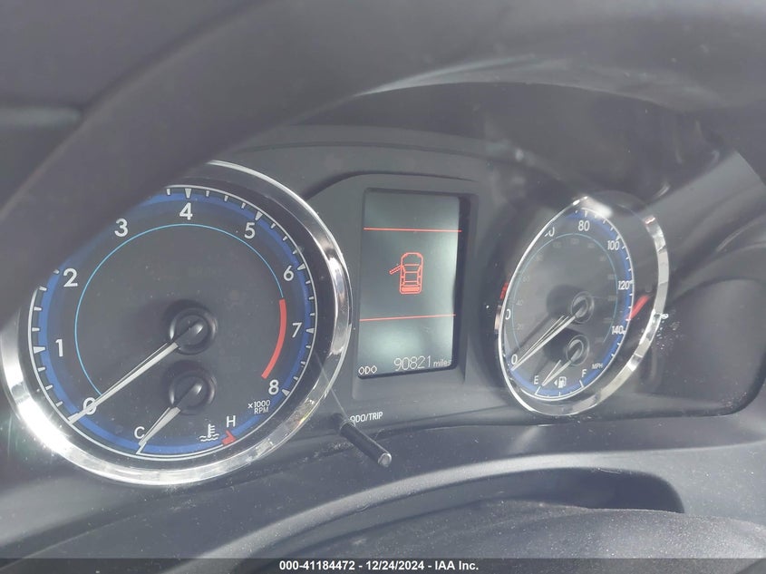 2018 TOYOTA COROLLA VIN: 5YFBURHE5JP766461