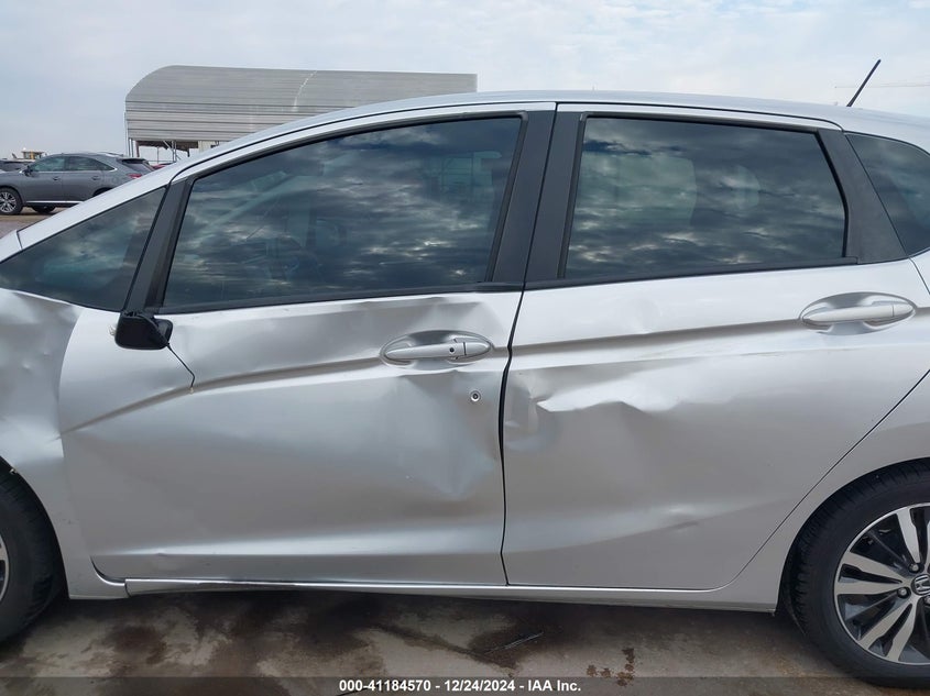 2016 HONDA FIT VIN: JHMGK5H75GX025015