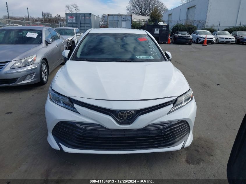 VIN JTNB11HK9J3022527 2018 TOYOTA CAMRY no.12