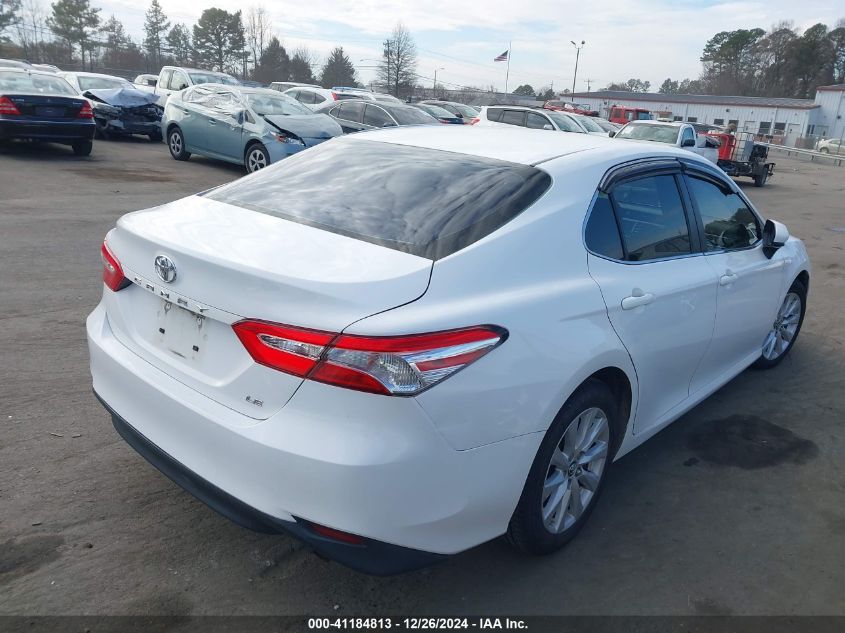 VIN JTNB11HK9J3022527 2018 TOYOTA CAMRY no.4