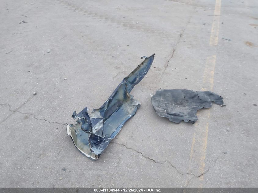 2016 Jeep Cherokee Sport VIN: 1C4PJMAB2GW117007 Lot: 41184944