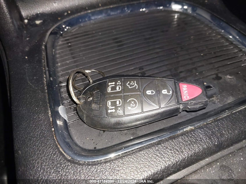 2016 DODGE GRAND CARAVAN VIN: 2C4RDGCG1GR236833