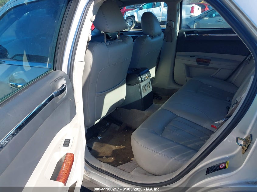 2006 CHRYSLER 300C VIN: 2C3LA63H06H249910