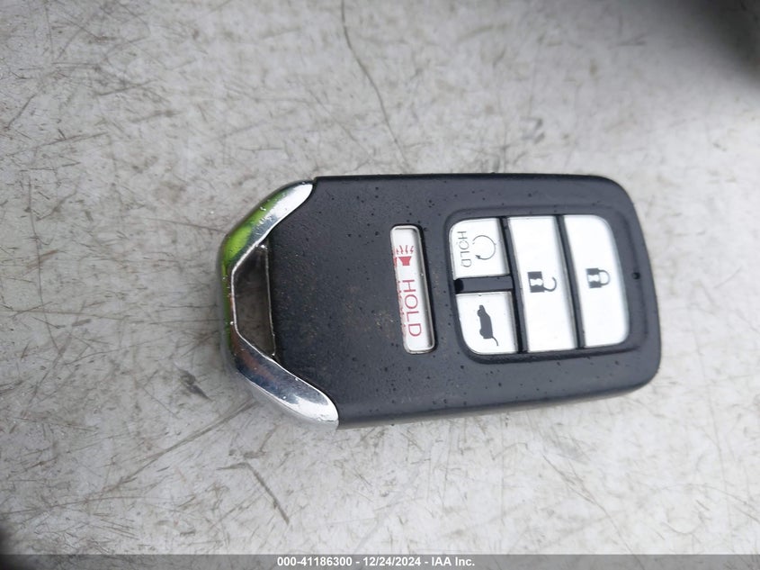 2019 HONDA CIVIC VIN: SHHFK7H61KU225262