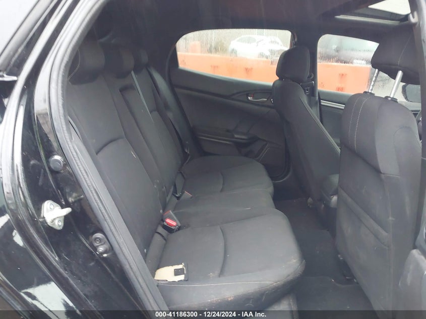 2019 HONDA CIVIC VIN: SHHFK7H61KU225262