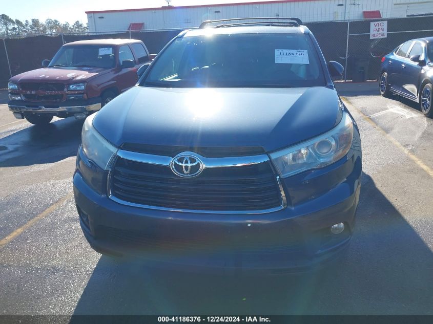 VIN 5TDKKRFH5FS102761 2015 TOYOTA HIGHLANDER no.12