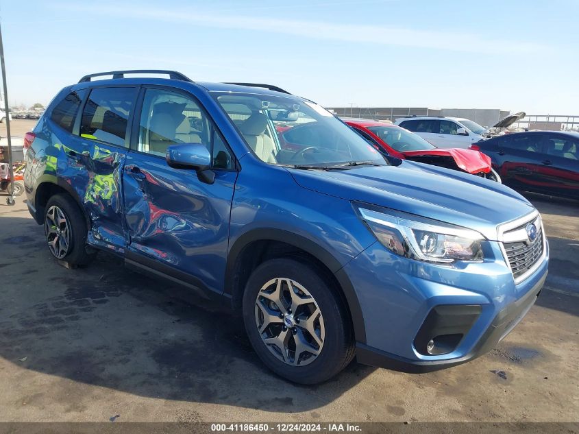 VIN JF2SKAGCXKH595616 2019 Subaru Forester, Premium no.1