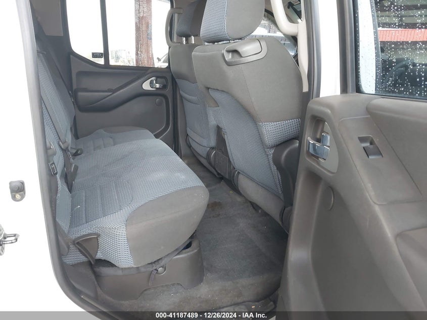 2006 NISSAN FRONTIER VIN: 1N6AD07U16C442825