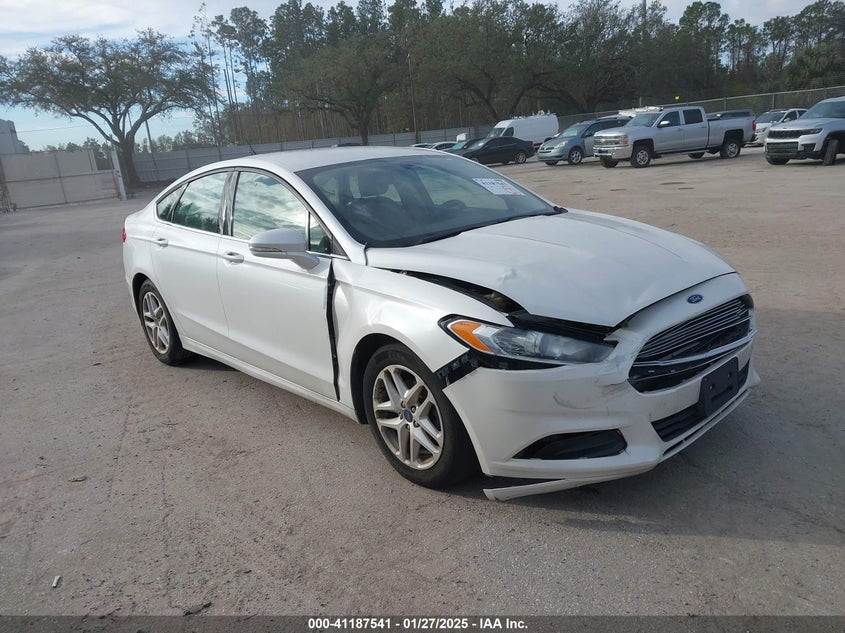 Vin: 3fa6p0h73fr148696, lot: 41677832, ford fusion se 2015 img_1