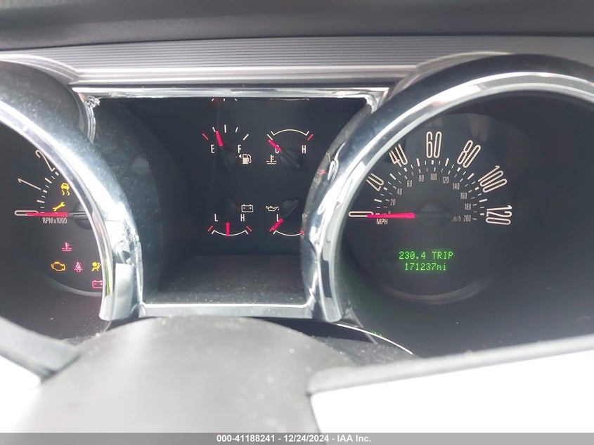 2008 FORD MUSTANG VIN: 1ZVHT80N785125027