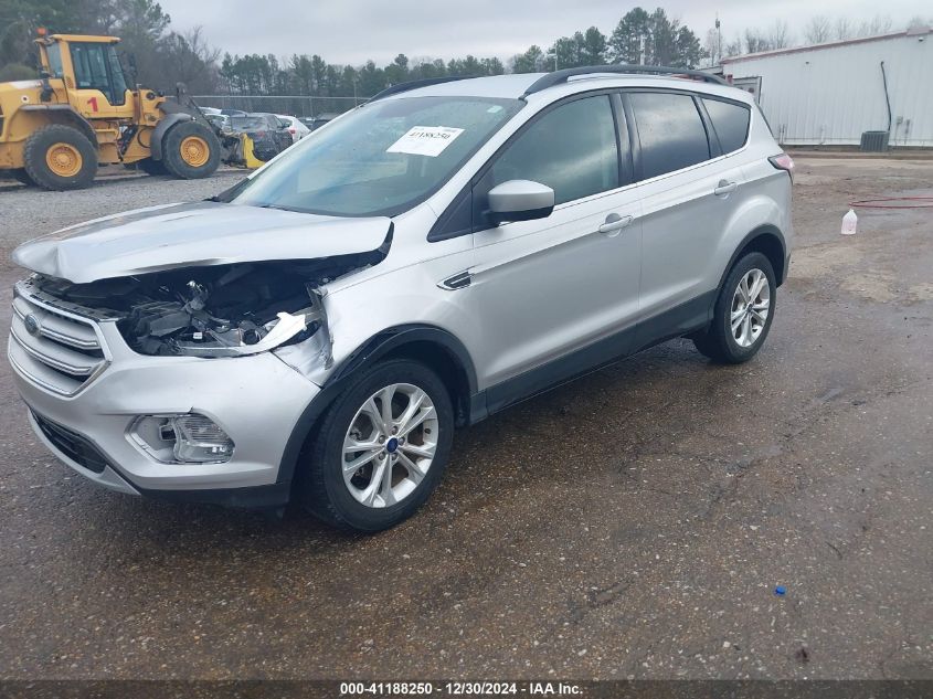 VIN 1FMCU0HD9JUB04484 2018 FORD ESCAPE no.2