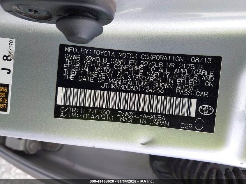 2013 TOYOTA PRIUS VIN: JTDKN3DU6D1724266