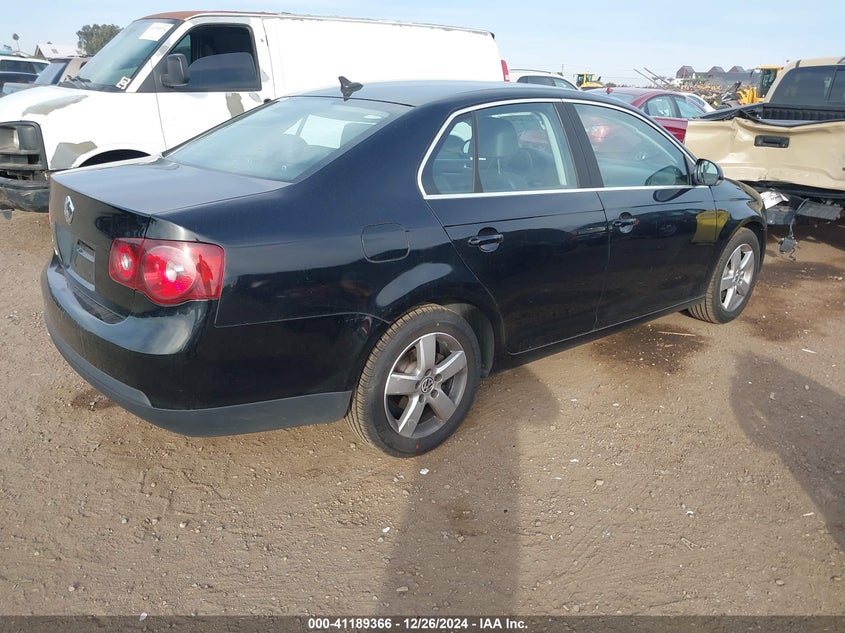 2008 VOLKSWAGEN JETTA VIN: 3VWRZ71KX8M132131