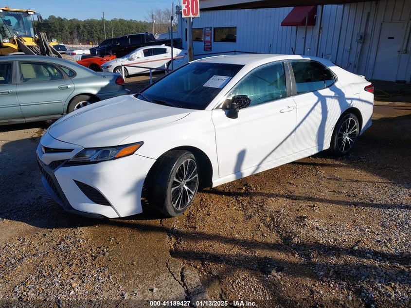 2018 TOYOTA CAMRY VIN: 4T1B11HK5JU532707
