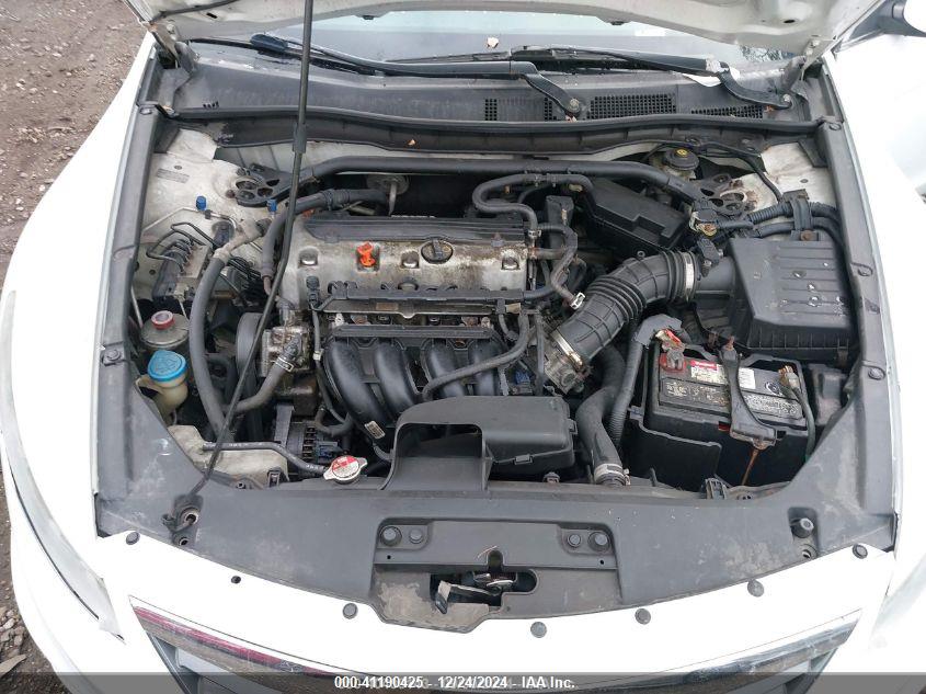 2011 HONDA ACCORD VIN: 1HGCS1B8XBA001123