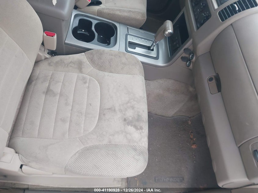 2011 NISSAN PATHFINDER VIN: 5N1AR1NN6BC631966