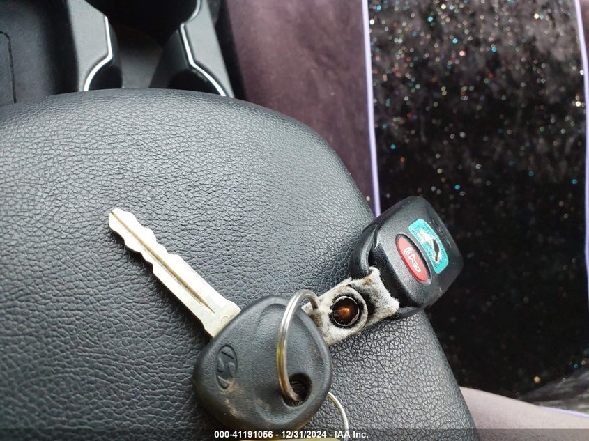 2013 HYUNDAI ELANTRA VIN: KMHDH4AE9DU738594