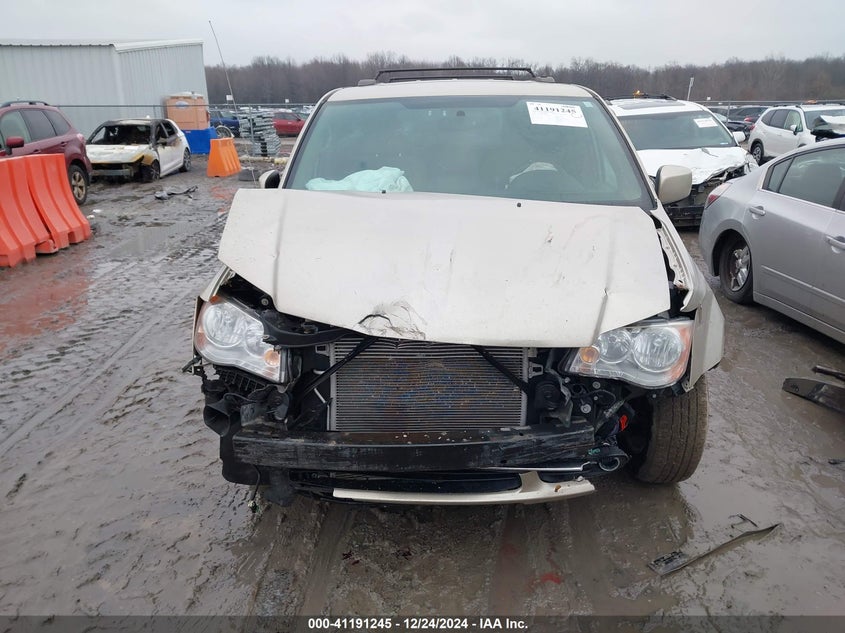 2014 CHRYSLER TOWN & COUNTRY TOURING - 2C4RC1BG5ER460878