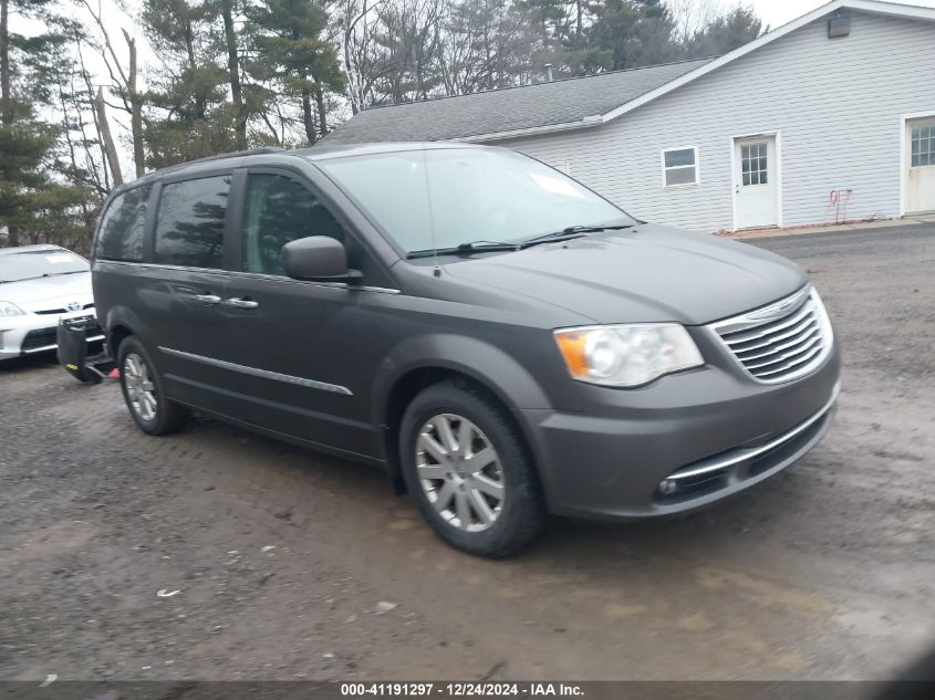 VIN 2C4RC1BGXFR627849 2015 Chrysler Town and Countr... no.1