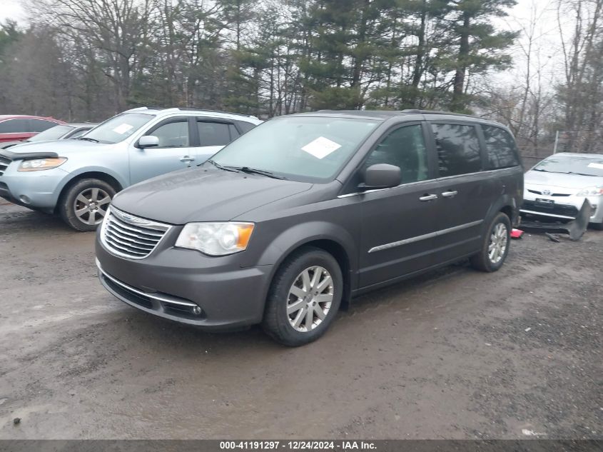 VIN 2C4RC1BGXFR627849 2015 Chrysler Town and Countr... no.2