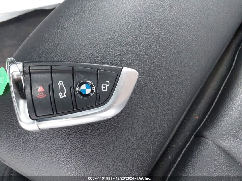 VIN 3MW5R7J08L8B33633 2020 BMW 3 Series, 330I Xdrive no.11