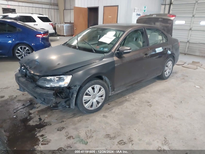 2011 VOLKSWAGEN JETTA VIN: 3VWDX7AJ1BM320275