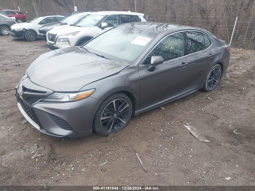 2018 TOYOTA CAMRY VIN: 4T1B61HK5JU056105
