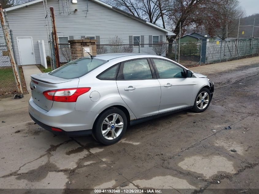 VIN 1FADP3F25DL236175 2013 FORD FOCUS no.4