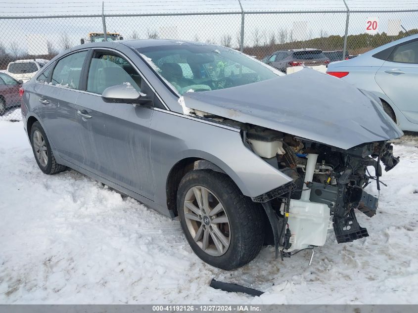 VIN 5NPE24AF2HH455523 2017 HYUNDAI SONATA no.1