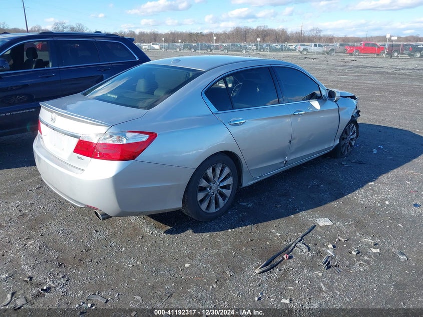 2014 HONDA ACCORD SEDAN VIN: 1HGCR3F86EA033685