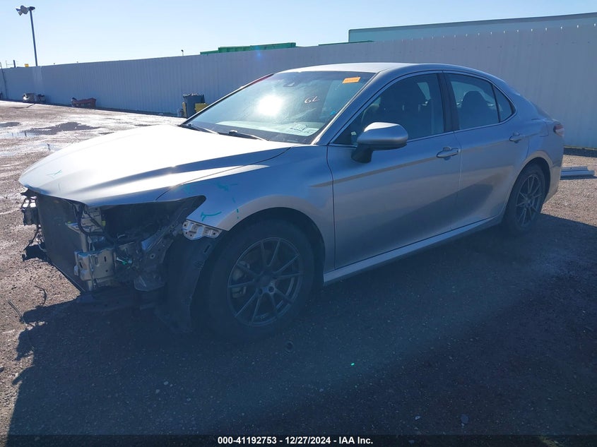 2018 TOYOTA CAMRY VIN: 4T1B11HK5JU084338