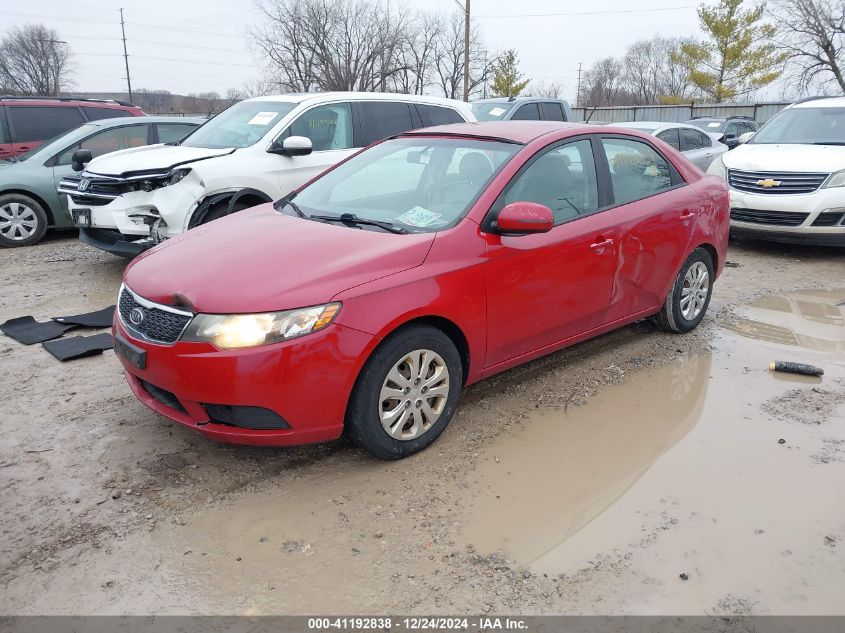 VIN KNAFU4A23D5716516 2013 KIA FORTE no.2