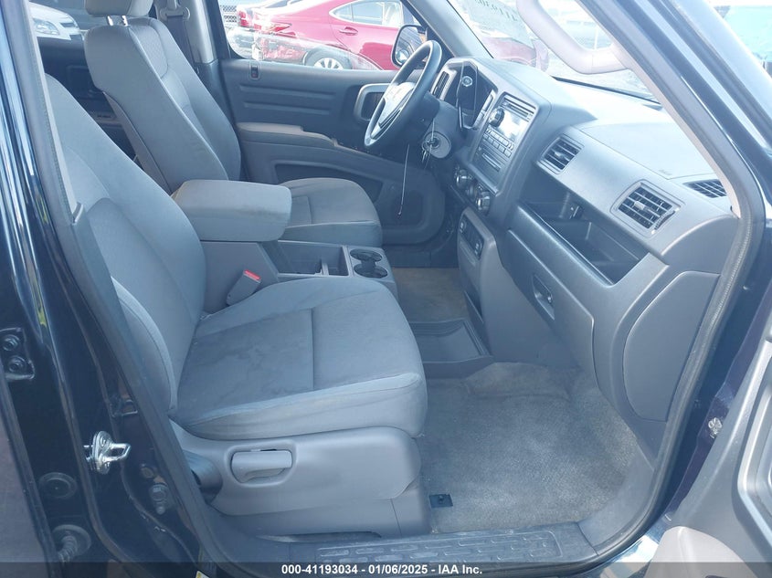 2011 HONDA RIDGELINE VIN: 5FPYK1F42BB007914
