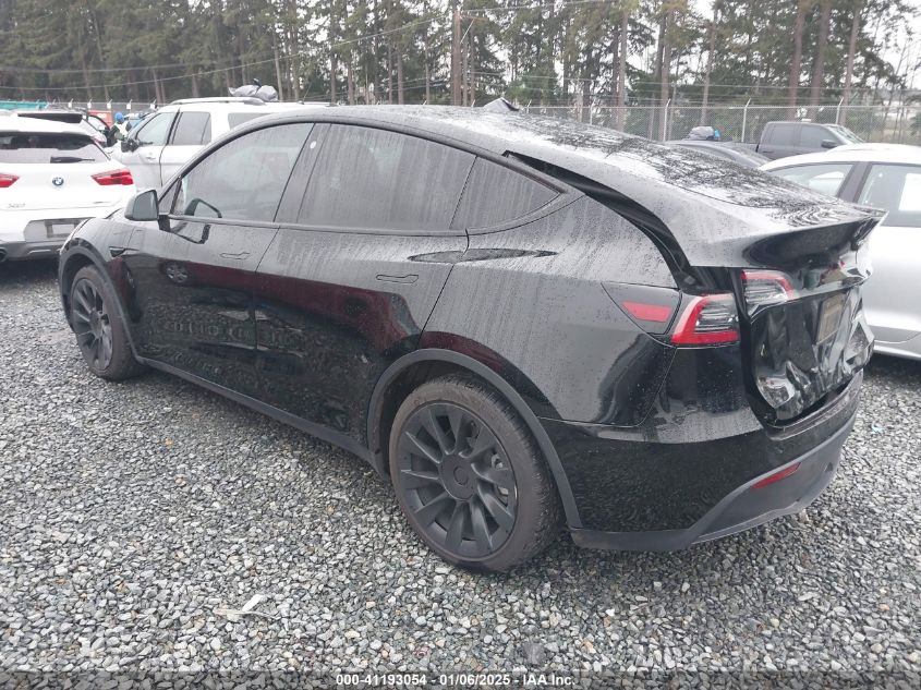 VIN 5YJYGDEE6MF239697 2021 TESLA MODEL Y no.3