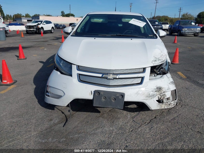 2014 CHEVROLET VOLT VIN: 1G1RE6E44EU147275