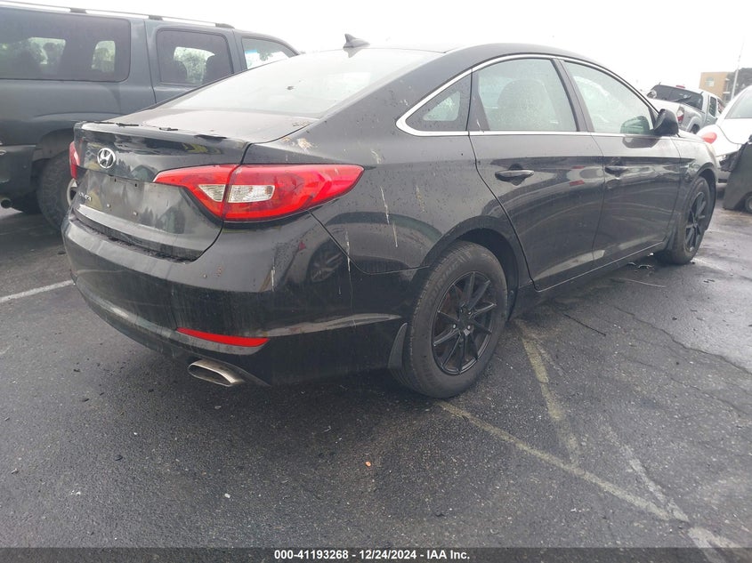 2015 HYUNDAI SONATA VIN: 5NPE24AF5FH167444